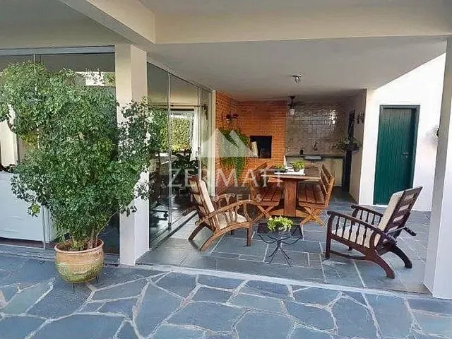 Casa com 373m² 3 quartos e 5 banheiros, à venda, no bairro Vorstadt em Blumenau