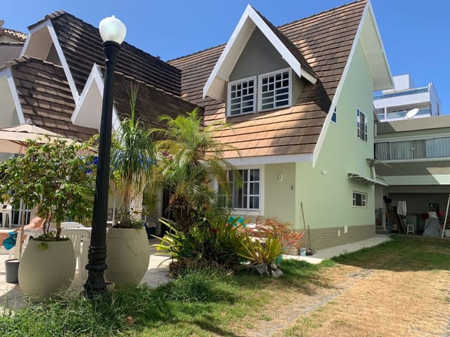 Casa com 416m² 4 quartos e 2 banheiros, à venda, no bairro Vivenda da Lagoa em Macaé
