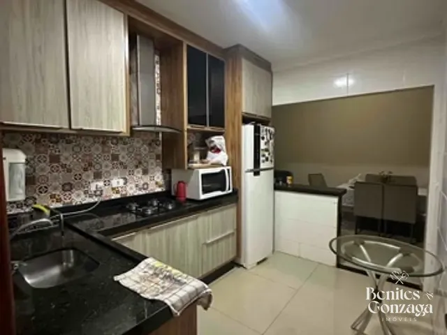 Casa com 401m² 3 quartos e 2 banheiros, à venda, no bairro Jardim Paulista IV em Maringá