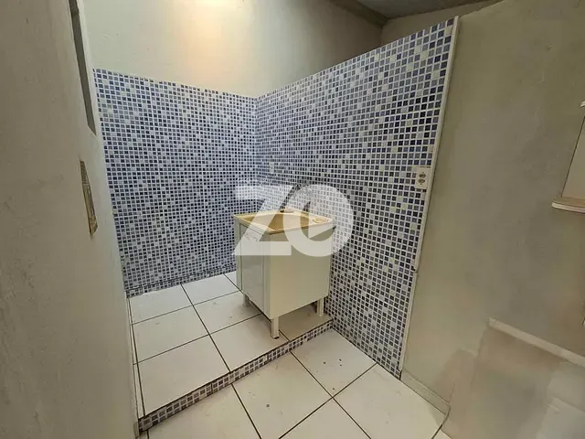 Casa 3 quartos e 2 banheiros, à venda, no bairro Núcleo Habitacional Mary Dota em Bauru