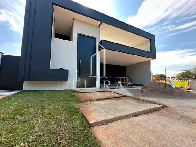 Casa com 490m² 3 quartos e 5 banheiros, à venda, no bairro Parque Fortaleza em Nova Odessa
