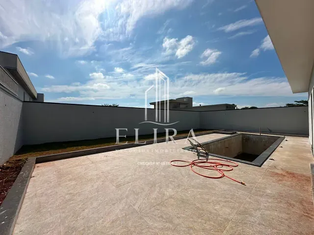 Casa com 490m² 3 quartos e 5 banheiros, à venda, no bairro Parque Fortaleza em Nova Odessa