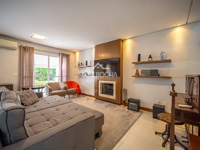 Casa com 260m² 3 quartos e 4 banheiros, à venda, no bairro Pinus Park em Cotia