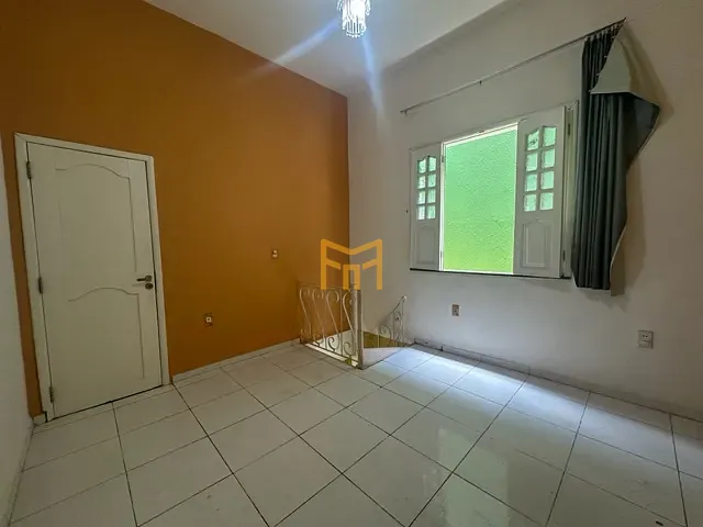 Ponto com 200m² 3 quartos e 3 banheiros, para alugar, no bairro Cidade Velha em Belém