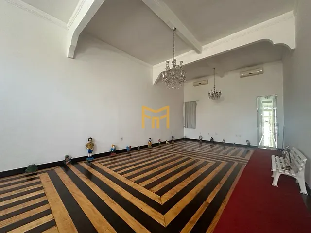 Ponto com 200m² 3 quartos e 3 banheiros, para alugar, no bairro Cidade Velha em Belém