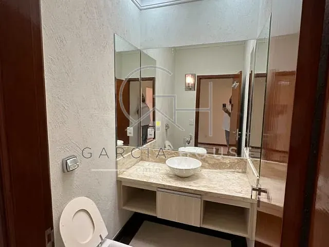 Casa com 542m² 5 quartos e 5 banheiros, à venda, no bairro Jardim Antártica em Ribeirão Preto