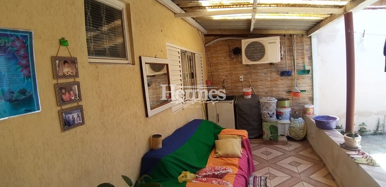 Casa, 1 quarto, 92 m² - Foto 2