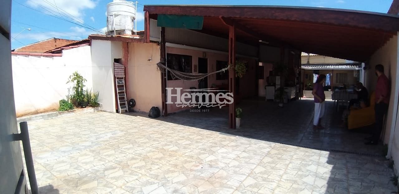 Casa, 1 quarto, 92 m² - Foto 1