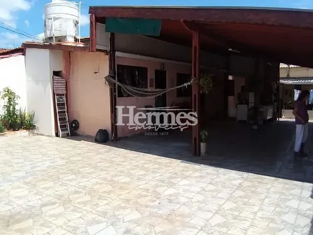 Casa com 250m² 1 quarto e 1 banheiro, à venda, no bairro Jardim Fantinatti (Nova Veneza) em Sumaré