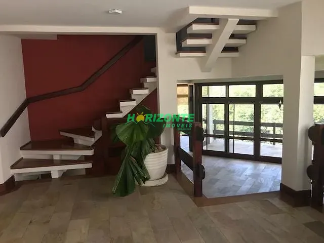 Casa com 456m² 4 quartos e 3 banheiros, à venda, no bairro Urbanova em São José dos Campos