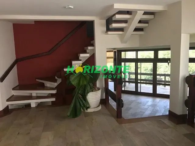 Casa com 456m² 4 quartos e 3 banheiros, à venda, no bairro Urbanova em São José dos Campos