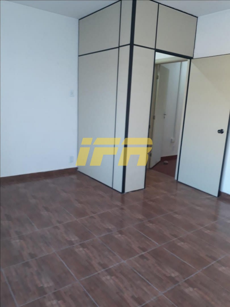 Casa, 1 quarto, 183 m² - Foto 2