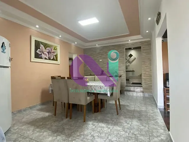 Casa 3 quartos e 2 banheiros, à venda, no bairro Ayrosa em Osasco