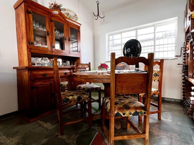 Casa com 500m² 3 quartos e 2 banheiros, à venda, no bairro Parque do Castelo em Franca