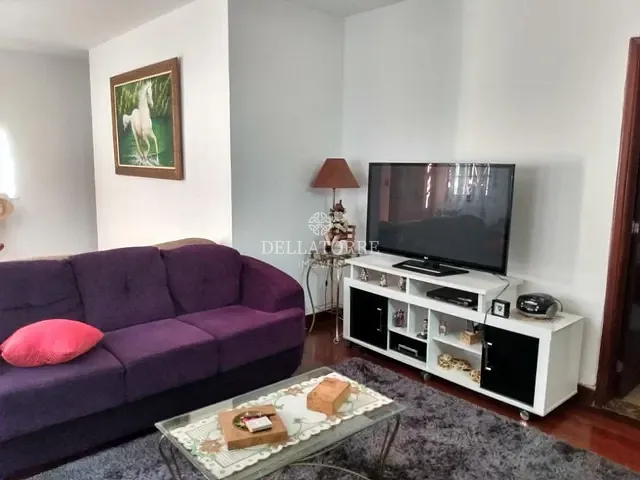 Casa com 124m² 5 quartos e 3 banheiros, à venda ou para alugar, no bairro Alto em Teresópolis