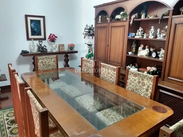 Casa com 124m² 5 quartos e 3 banheiros, à venda ou para alugar, no bairro Alto em Teresópolis