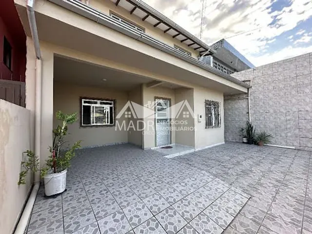 Casa com 180m² 6 quartos e 3 banheiros, à venda, no bairro Ponte do Imaruim em Palhoça