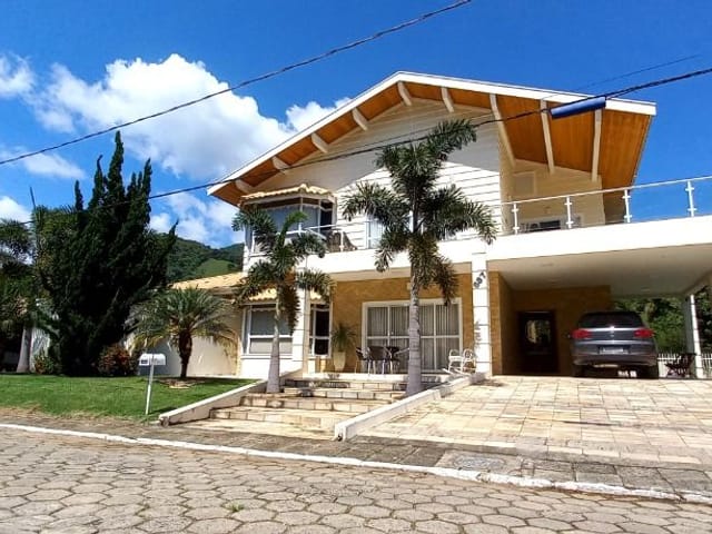 Foto do Casa - Casa com 2 dormitórios, 490 m² - venda por R$ 1.900.000,00 ou aluguel por R$ 6.350,00/mês - Santa Rosa - Itajubá/MG | MOHALLEM e LOPES CORRETAGEM E ADMINISTRACAO DE IMOVEIS LTDA