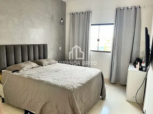 Casa 3 quartos e 2 banheiros, à venda, no bairro American Park em Aparecida de Goiânia