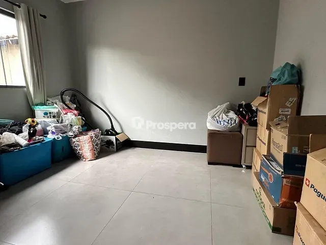 Casa com 302m² 3 quartos e 2 banheiros, à venda, no bairro Residencial Araguaia em Anápolis