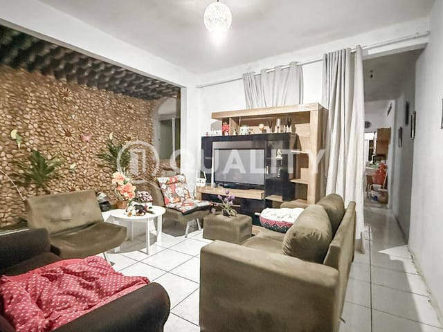 Casa com 106m² 2 quartos e 2 banheiros, à venda, no bairro Jacarecanga em Fortaleza