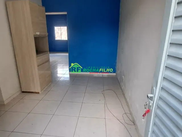 Casa com 70m² 2 quartos e 1 banheiro, à venda, no bairro Pedra Mole em Teresina