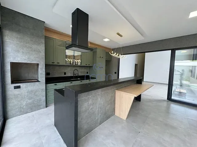 Casa 3 quartos e 5 banheiros, à venda, no bairro Residencial Jardins em São José do Rio Preto