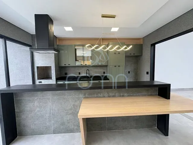 Casa 3 quartos e 5 banheiros, à venda, no bairro Residencial Jardins em São José do Rio Preto