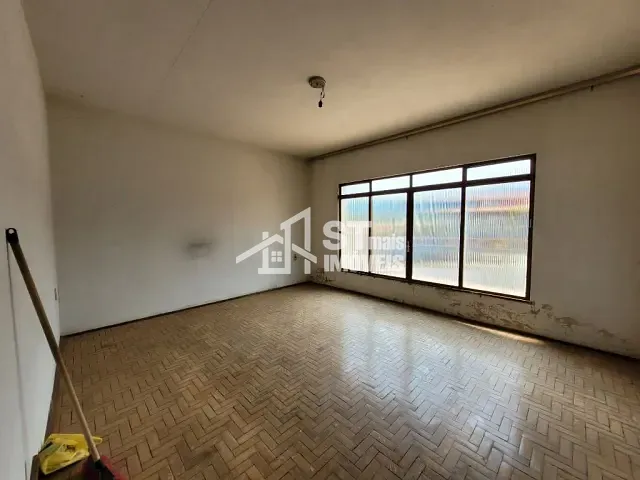 Casa com 300m² 3 quartos e 1 banheiro, à venda, no bairro Jardim Panorama em Andradas