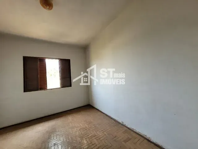 Casa com 300m² 3 quartos e 1 banheiro, à venda, no bairro Jardim Panorama em Andradas