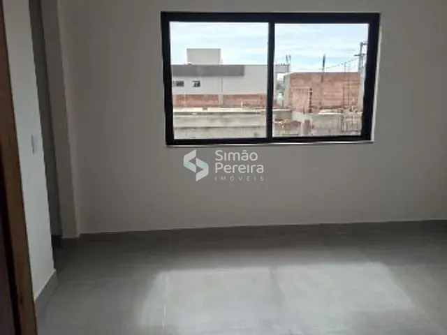 Casa 4 quartos e 4 banheiros, à venda, no bairro Ogiva em Cabo Frio