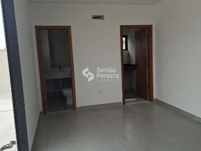 Casa 4 quartos e 4 banheiros, à venda, no bairro Ogiva em Cabo Frio
