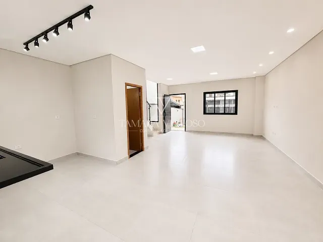 Casa 3 quartos e 3 banheiros, à venda, no bairro Parque Morumbi em Mogi das Cruzes