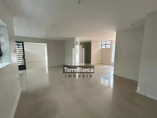Casa com 400m², à venda, no bairro Centro em Ponta Grossa