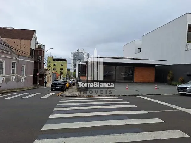 Casa com 400m², à venda, no bairro Centro em Ponta Grossa