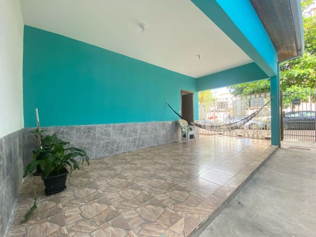 Casa com 275m², à venda, no bairro São Benedito em Cambuí