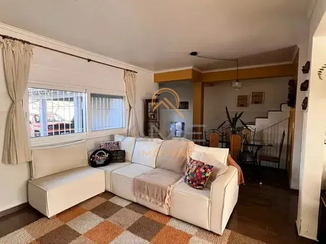 Casa 3 quartos e 2 banheiros, à venda, no bairro Três Vendas em Pelotas