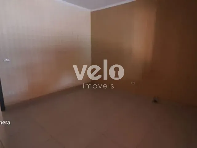 Casa com 250m² 3 quartos e 2 banheiros, à venda, no bairro Jardim das Bandeiras em Taubaté