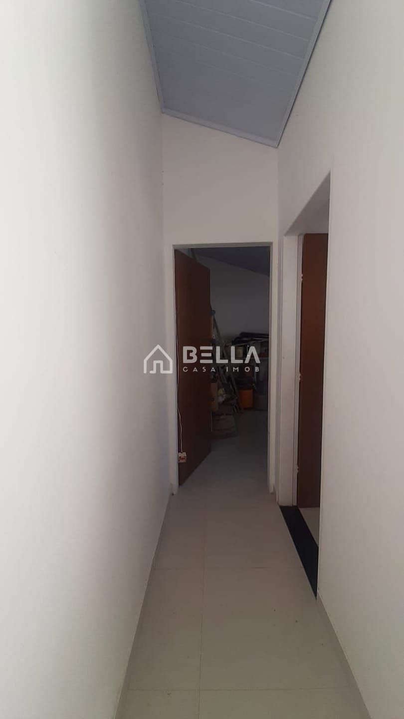 Casa à venda com 4 quartos, 157m² - Foto 16