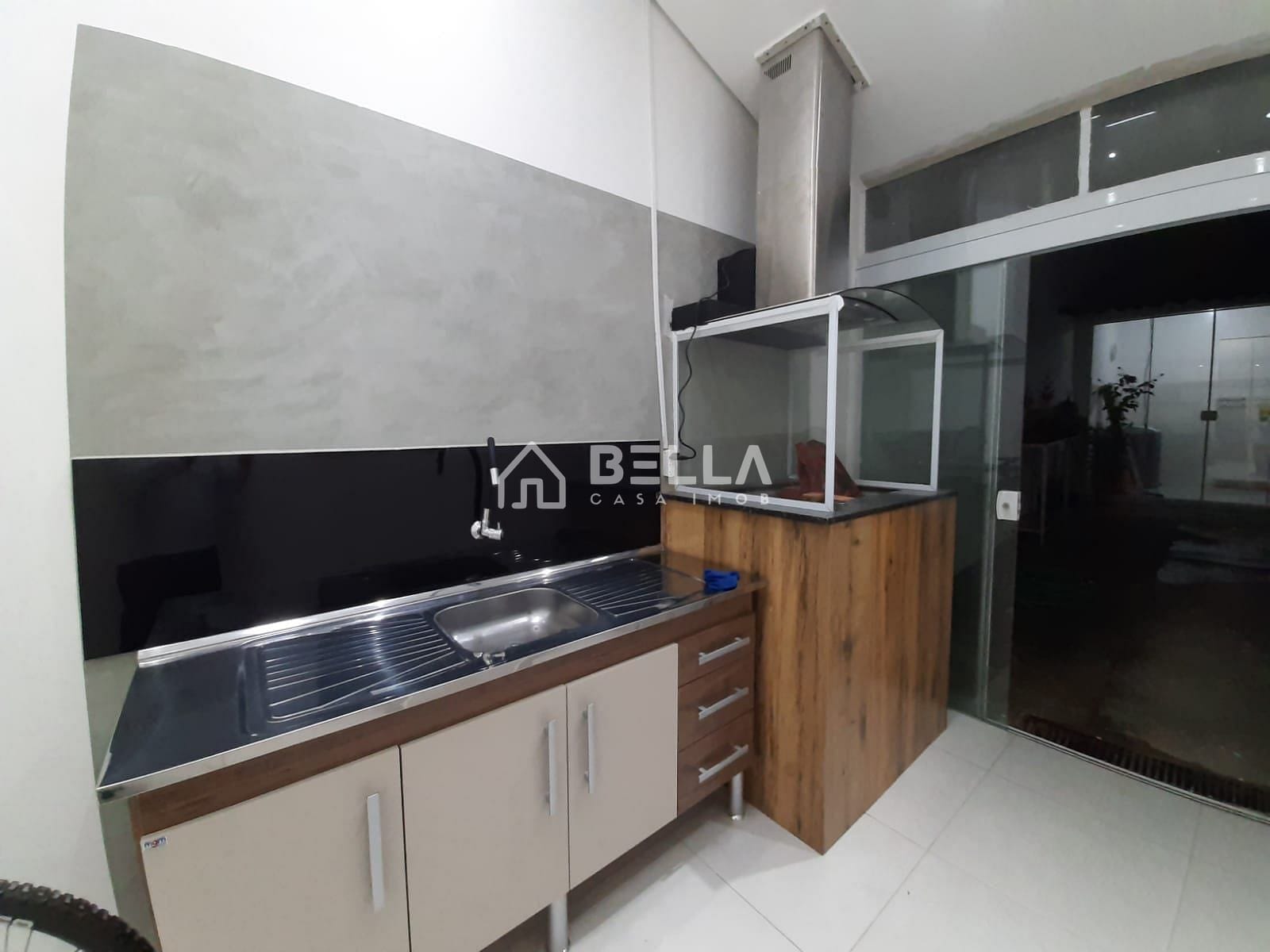 Casa à venda com 4 quartos, 157m² - Foto 2
