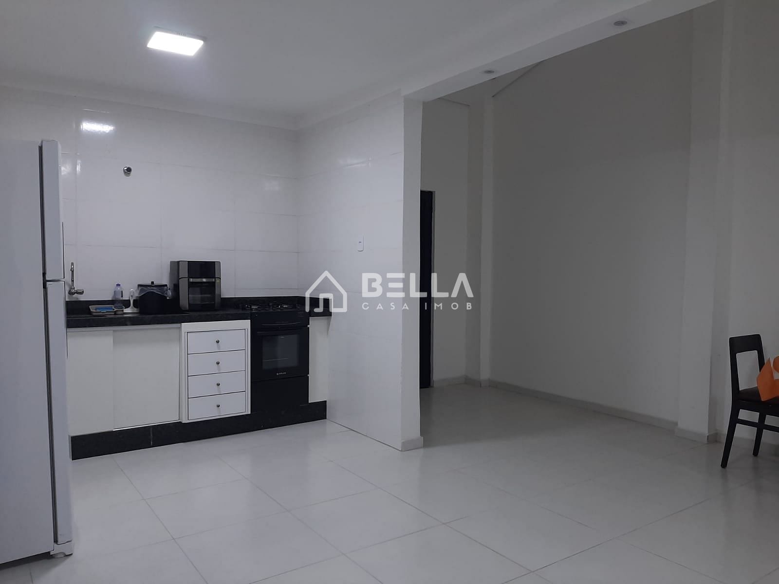 Casa à venda com 4 quartos, 157m² - Foto 9
