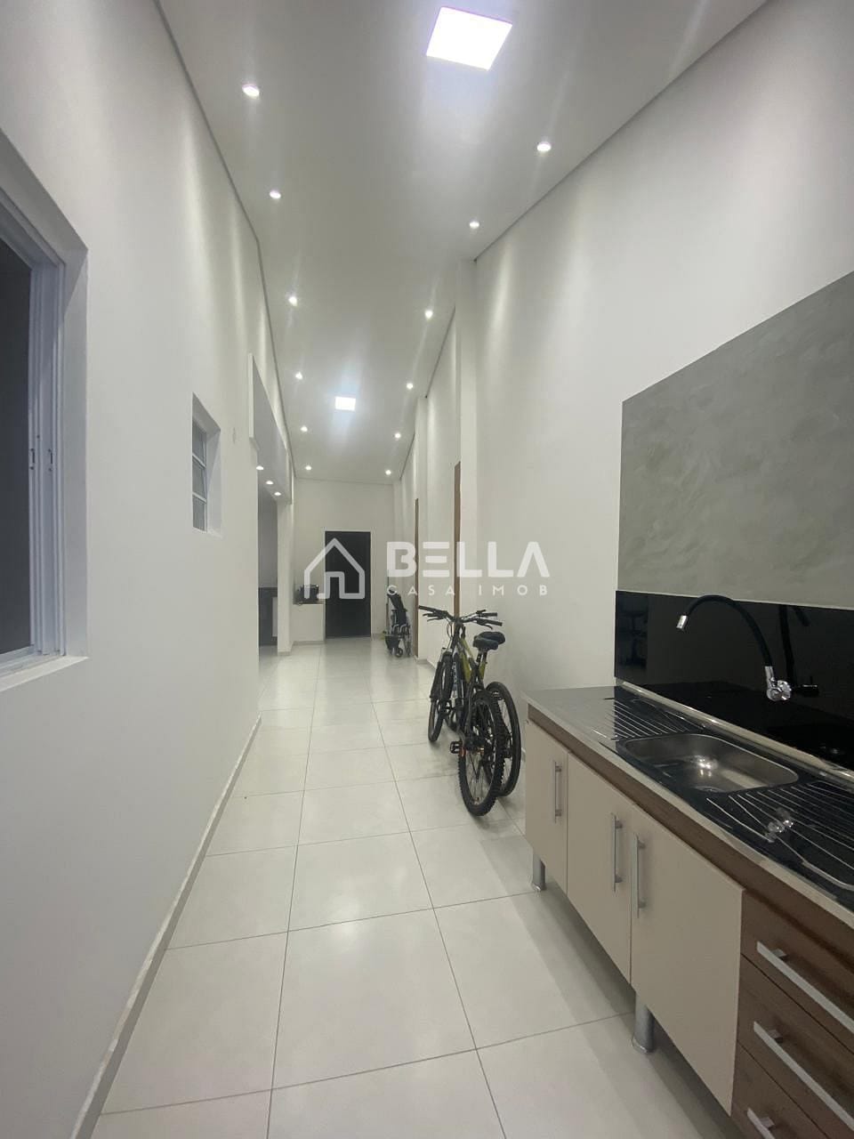 Casa à venda com 4 quartos, 157m² - Foto 30