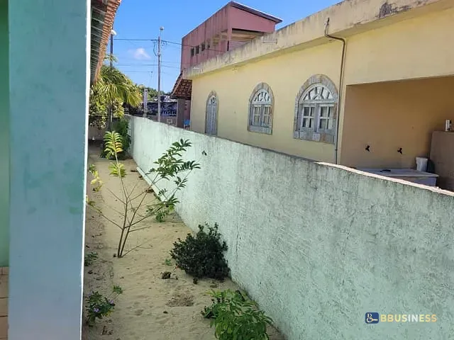 Casa com 390m² 3 quartos e 2 banheiros, à venda, no bairro XEXE em Campos dos Goytacazes