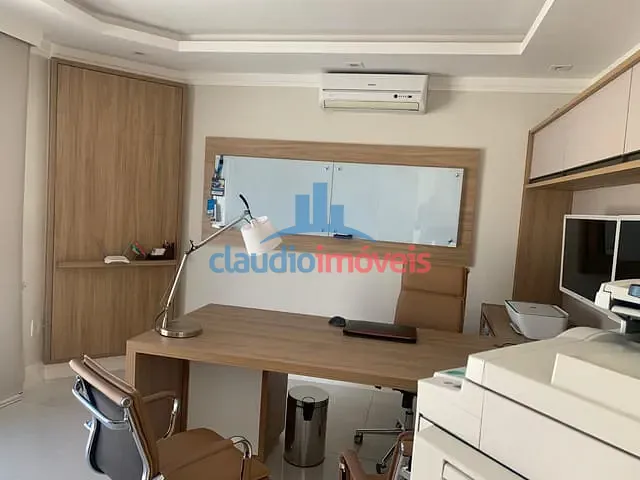 Casa com 375m² 3 quartos e 5 banheiros, à venda, no bairro Village em Porto Real