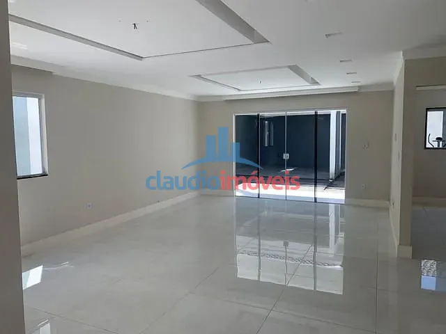 Casa com 375m² 3 quartos e 5 banheiros, à venda, no bairro Village em Porto Real