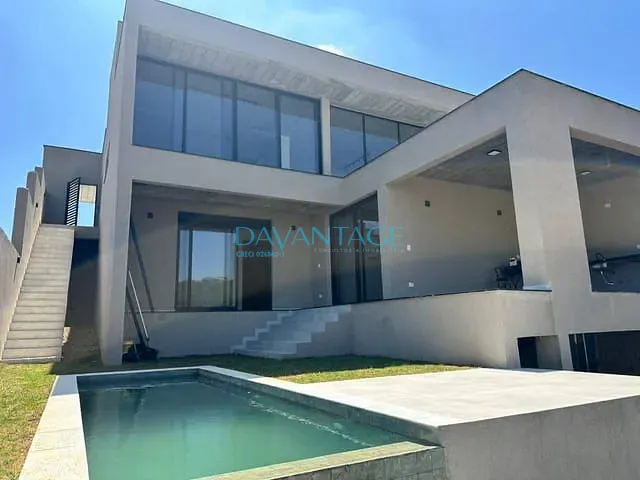 Casa com 499m² 4 quartos e 6 banheiros, à venda, no bairro Quintas do Ingaí em Santana de Parnaíba
