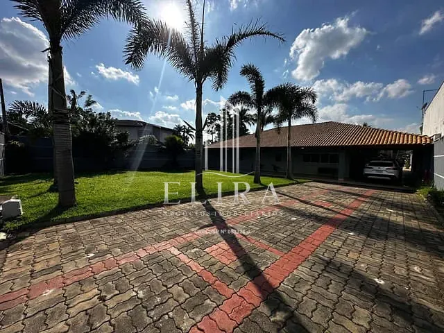 Casa com 1000m² 4 quartos e 4 banheiros, à venda, no bairro Chácara Lucília em Americana