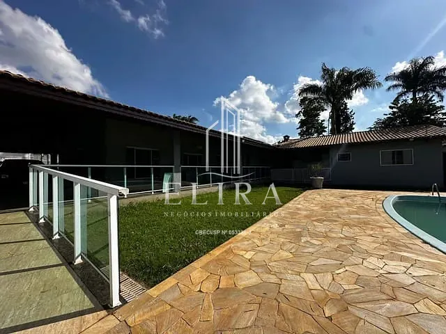 Casa com 1000m² 4 quartos e 4 banheiros, à venda, no bairro Chácara Lucília em Americana