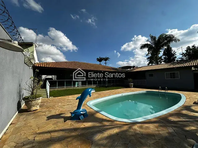 Casa com 1000m² 4 quartos e 4 banheiros, à venda, no bairro Chácara Lucília em Americana