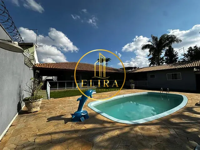Casa com 1000m² 4 quartos e 4 banheiros, à venda, no bairro Chácara Lucília em Americana